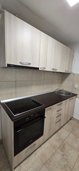 Vitan-Mall inchiriez garsoniera decomandata, bloc 1989